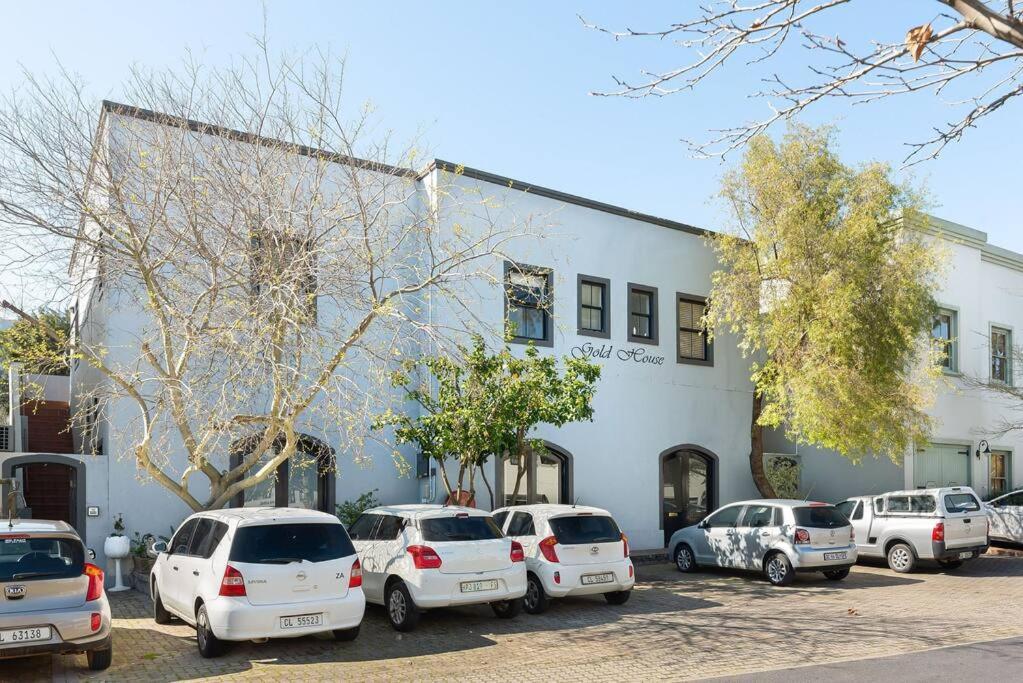The Tram Stop Apartment Franschhoek